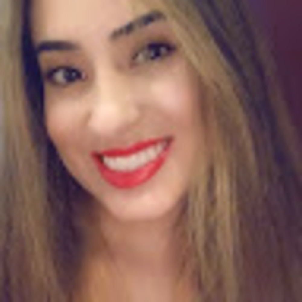 Meet your Posher, Stephanie